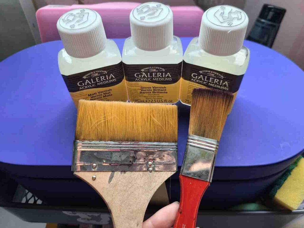 How to Varnish an Acrylic Painting brushes