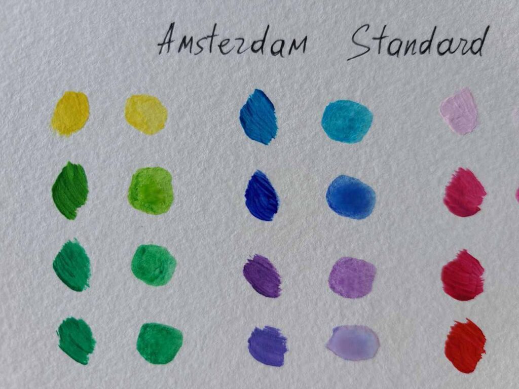 Does amsterdam acrylic paint dry darker or lighter