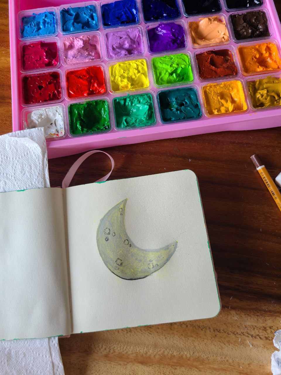 how to draw a crescent moon