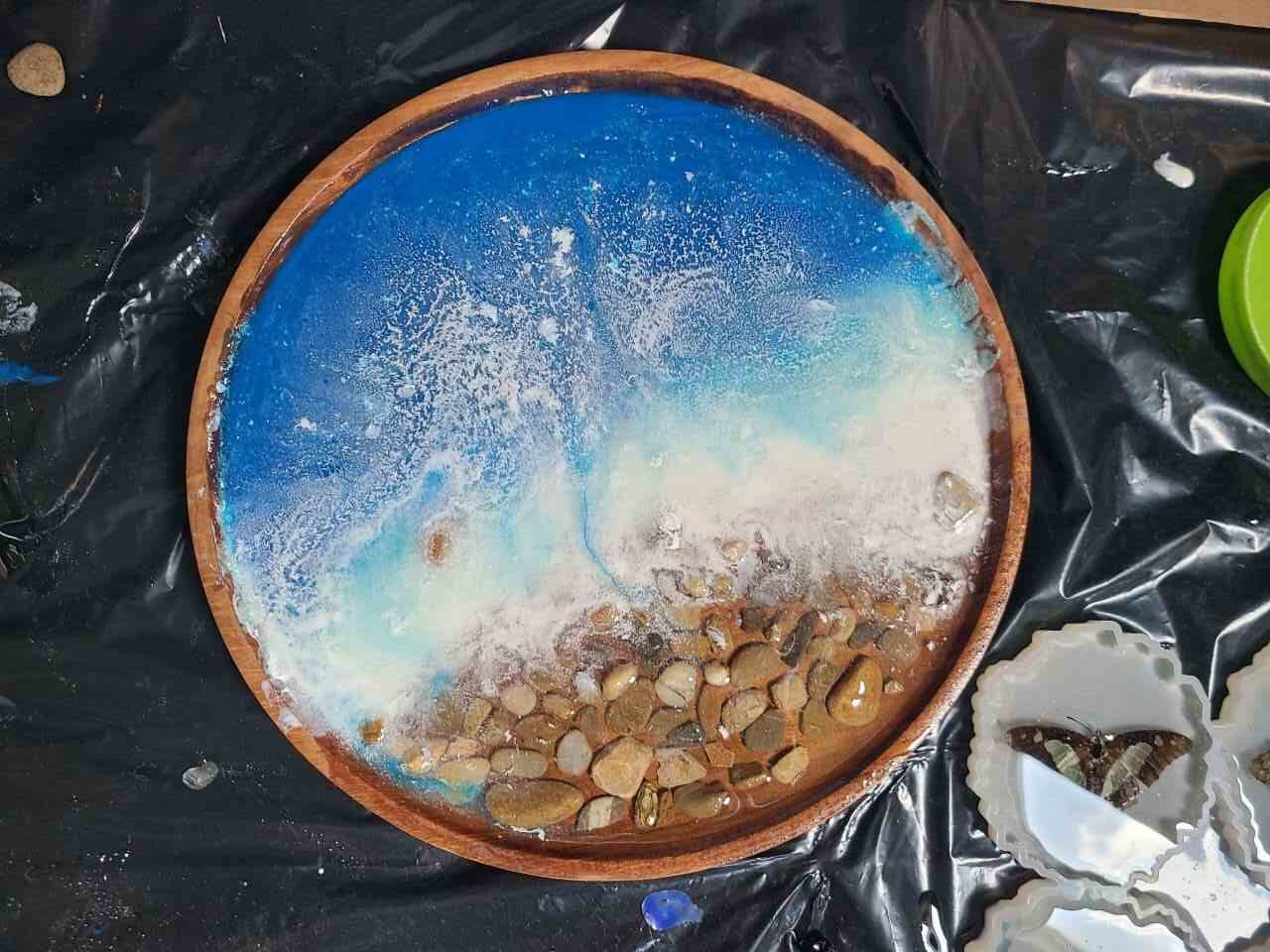 ocean resin art step 5
