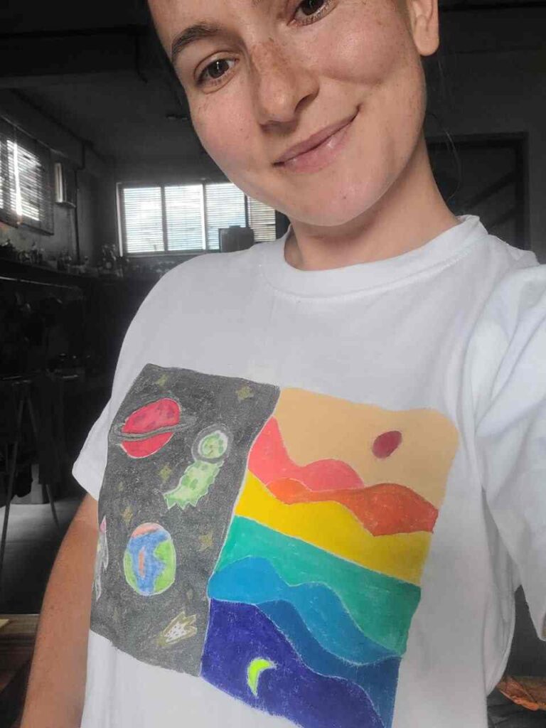 Paint T-Shirt With Acrylic