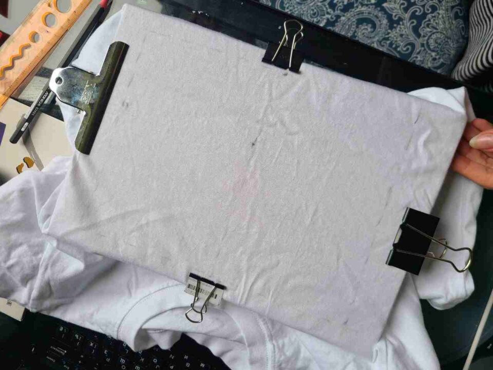 paint-t-shirt-with-acrylic-with-me-8-steps-with-pictures-acrylic