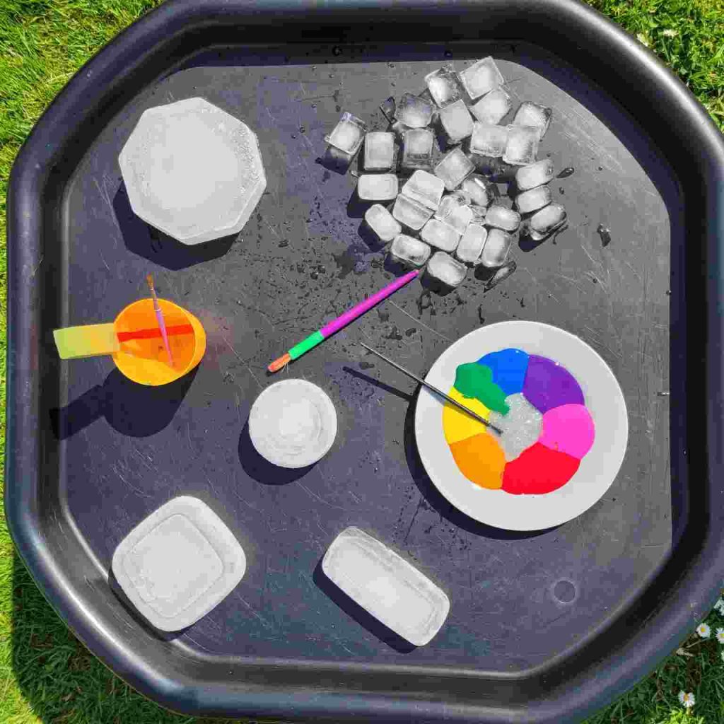 tuff tray summer painting idea for toddlers