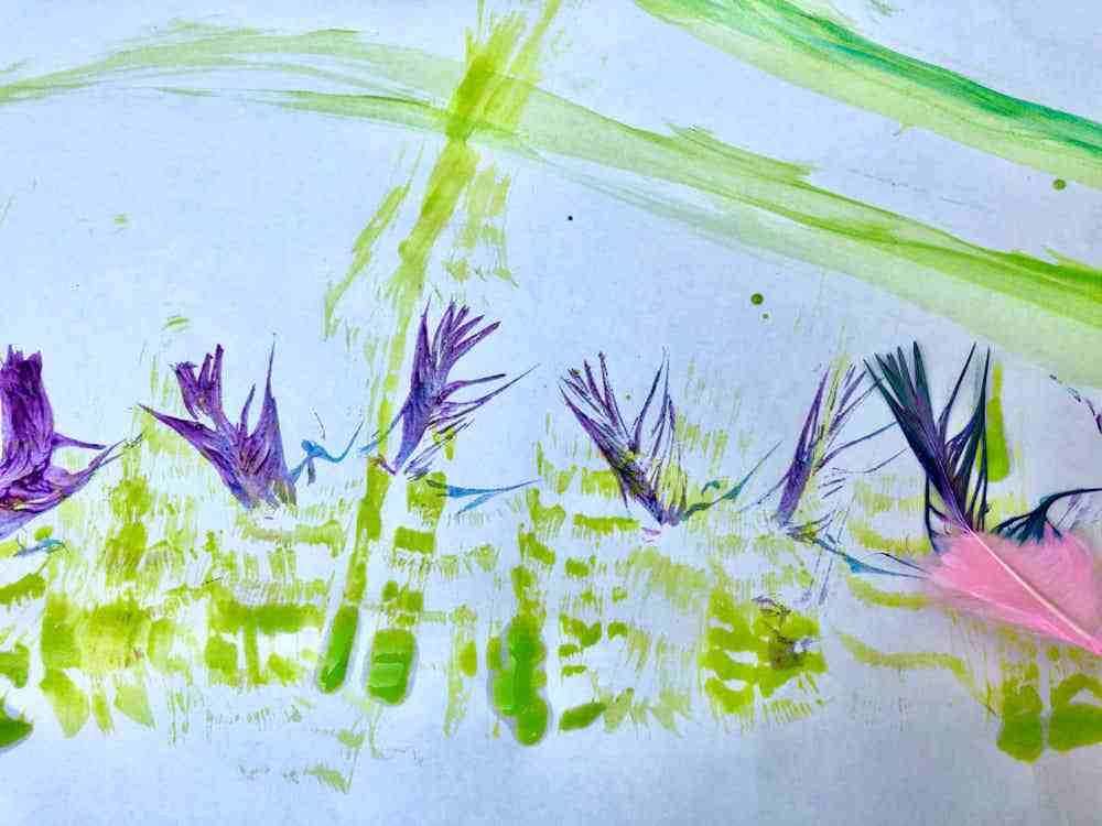 painting with feathers summer craft ideas